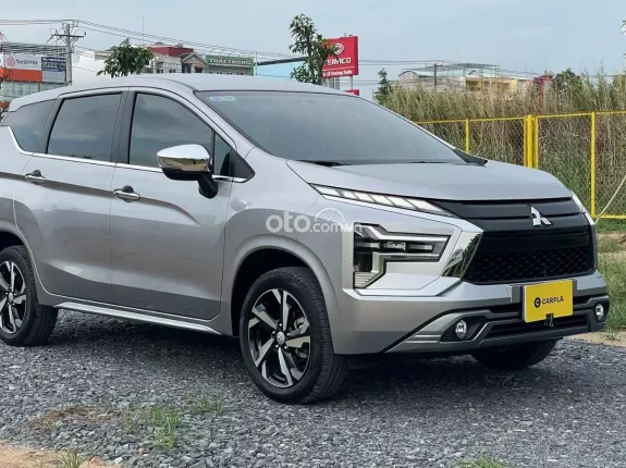 Mitsubishi Xpander AT Premium 2022 - Odo 31500 Km