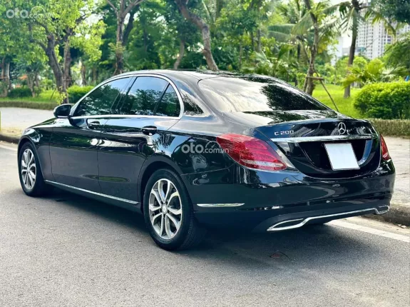 Mercedes-Benz C200 2.0 AT 2015 - Đẳng Cấp Quý Tộc
