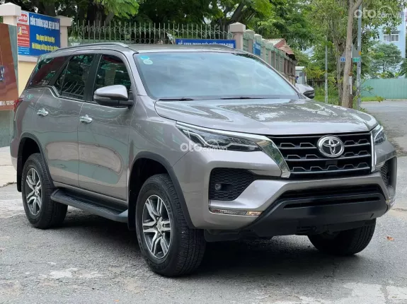 Toyota Fortuner 2.4G 4x2 AT  2021 - XE BẢO DƯỠNG ĐẦY ĐỦ - ĐẸP KENG