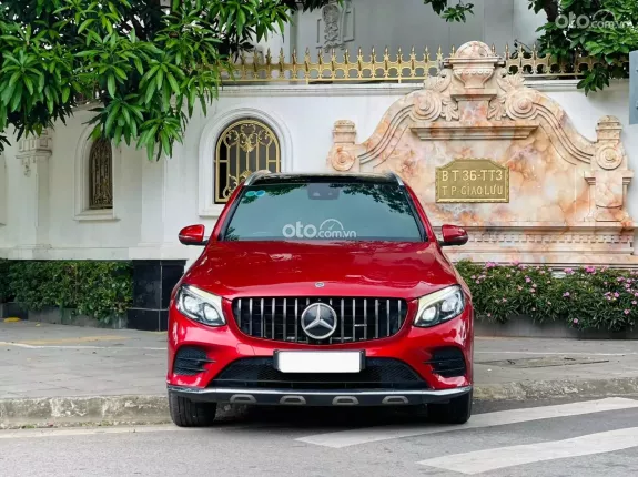 Mercedes-Benz GLC 300 4Matic 2018 - Giá tốt cạnh tranh, liên hệ trực tiếp để qua xem xe