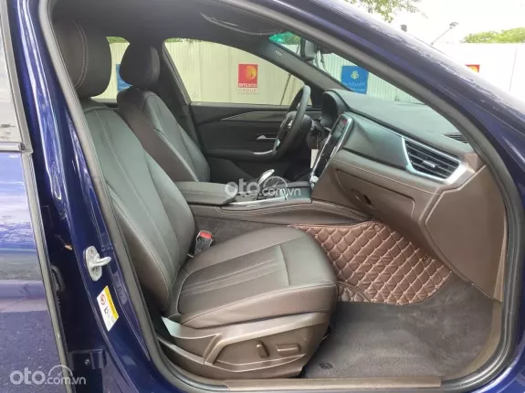 VinFast LUX A2.0 Tiêu chuẩn 2022 - Chất đẹp