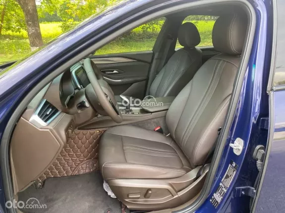 VinFast LUX A2.0 Tiêu chuẩn 2022 - Chất đẹp