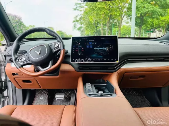 VinFast VF9 Plus 2023 - Vf9 plus mua đứt pin trắng nt nâu hàng độc trên thị trường