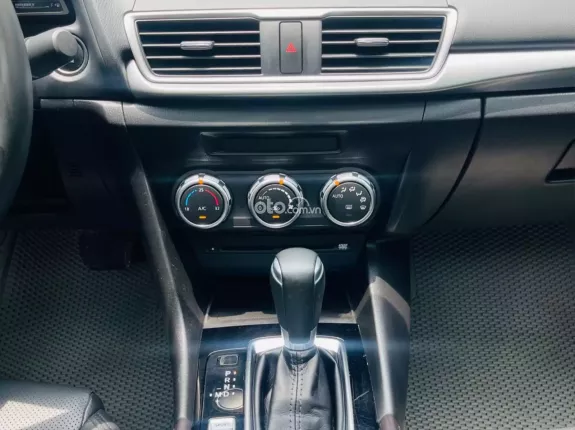 Mazda 3 1.5L Sedan 2018 - Facelift 6,4v xịn 1 chủ biển hà nội