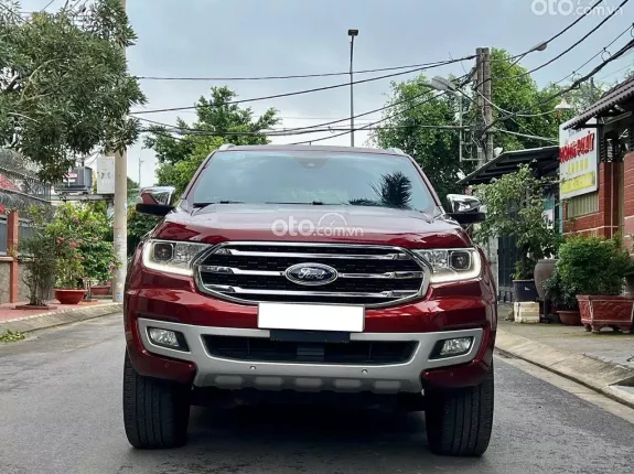 Ford Everest 2.0L ST5 10AT 4x4 Titanium 2020 - Xe nhập nguyên chiếc, được trang bị nhiều option