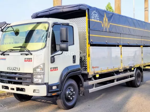 Isuzu FRR 650 2024 - Xe tải isuzu 6t5 thùng mui bạt nhôm
