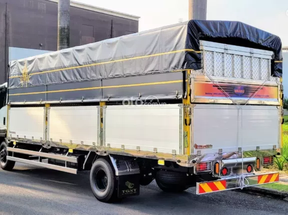 Isuzu FRR 650 2024 - Xe tải isuzu 6t5 thùng mui bạt nhôm