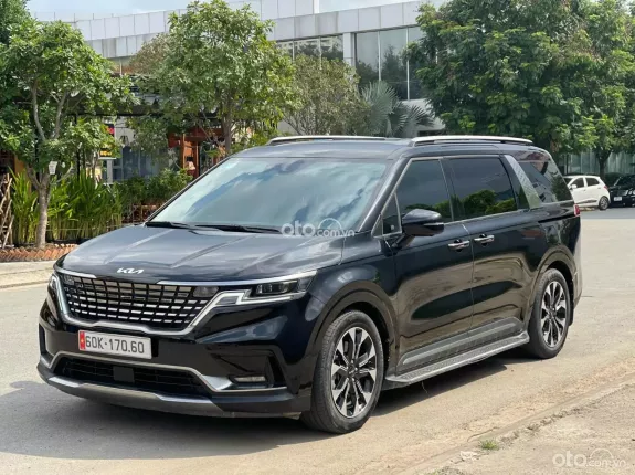 Kia Carnival 2.2D Signature 2022 - ❗️ Kia Carnival Signature Sản xuất: 2022 * Số tự động * Máy dầu * ODO: 40.000km