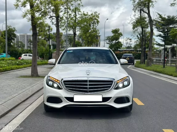 Mercedes-Benz C250 Exclusive 2016 - Giá 730tr