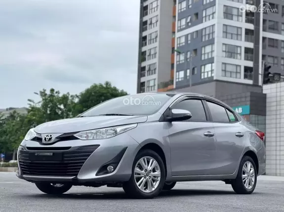 Toyota Vios 1.5 E CVT 2019 - Giá 395tr