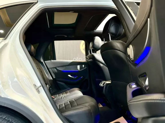 Mercedes-Benz GLC 300 4Matic 2021 - Mercedes GLC300 4Matic siêu đẹp