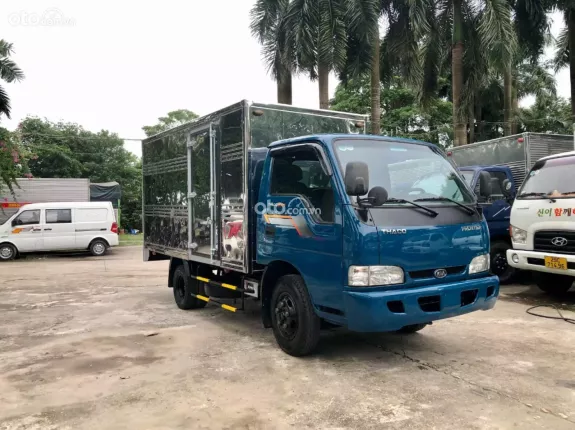 Kia K165 2016 - Bán KIA K165 tải 2,3 tấn thùng kín, đời 2016, thùng 3m5