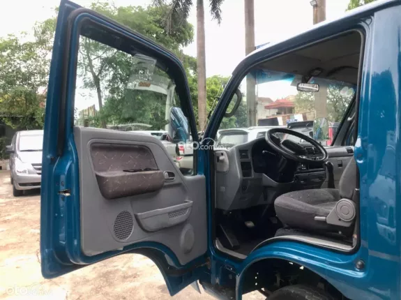 Kia K165 2016 - Bán KIA K165 tải 2,3 tấn thùng kín, đời 2016, thùng 3m5