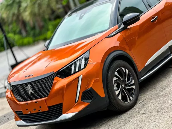Peugeot 2008 GT Line 2021 - Giá 665tr