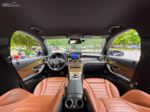 Mercedes-Benz GLC 250 4Matic 2017 - Giá 950tr
