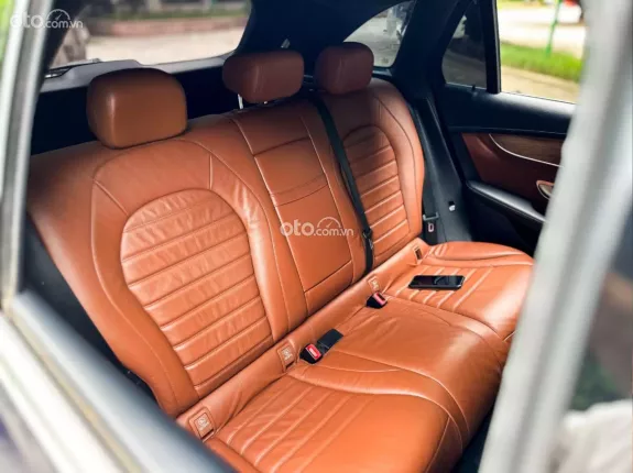 Mercedes-Benz GLC 250 4Matic 2017 - Giá 950tr