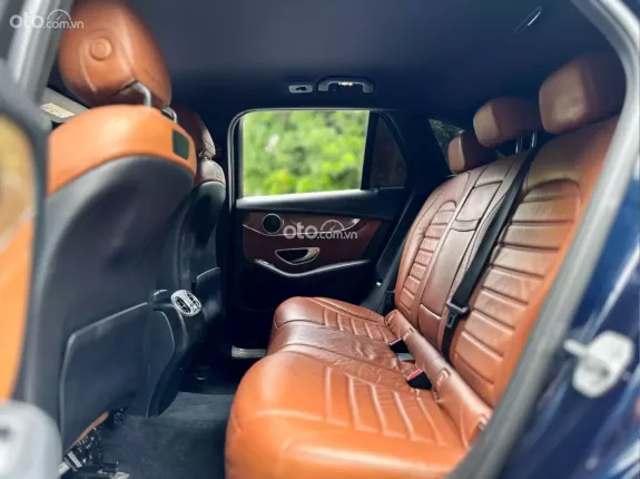 Mercedes-Benz GLC 250 4Matic 2017 - Giá 950tr