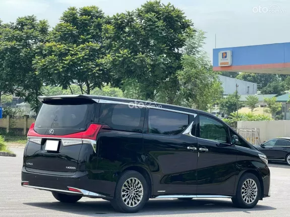 Lexus LM500h 2020 - Xe đẹp như mới, trang bị full option - giá thương lượng