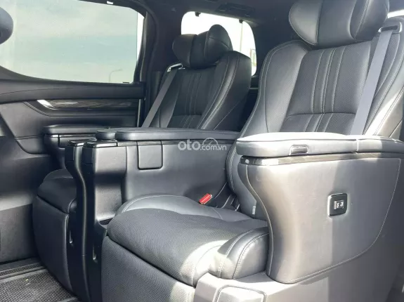 Lexus LM500h 2020 - Xe đẹp như mới, trang bị full option - giá thương lượng