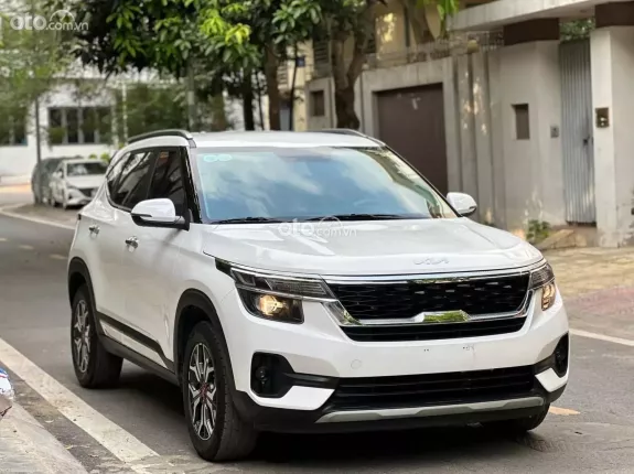 Kia Seltos 1.4T Luxury 2022 - Giá 635tr