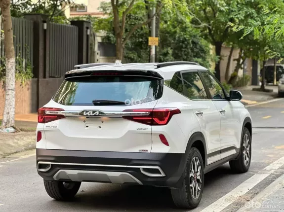 Kia Seltos 1.4T Luxury 2022 - Giá 635tr