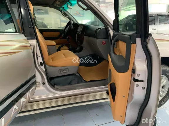 Toyota Land Cruiser 2003 - Xe đẹp, chính chủ giấy tờ đầy đủ, giá tốt