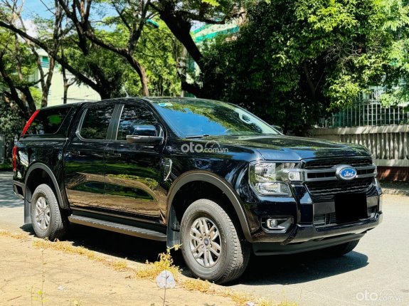 Ford Ranger XLS 2.0L 4x2 AT 2023 - Siêu lướt 99%, có nhiều phụ kiện, bảo hành chính hãng 2026