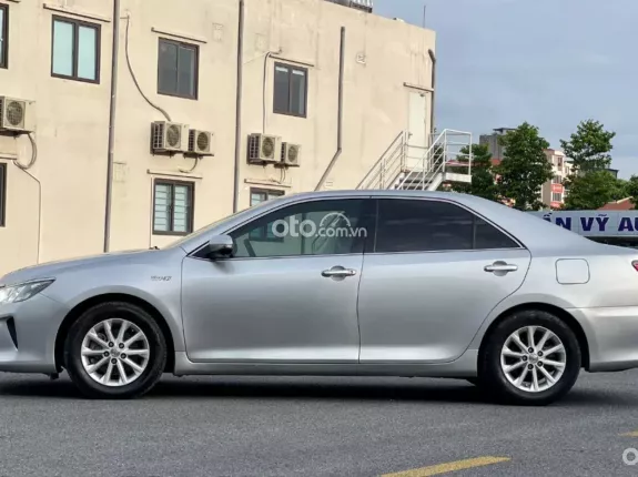 Toyota Camry 2.0E 2015 - Động cơ D4s