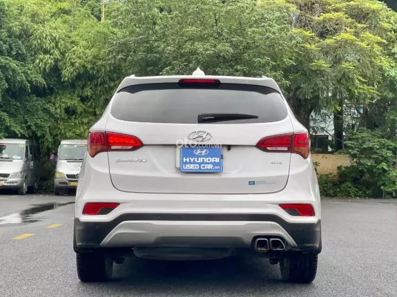 Hyundai Santa Fe 2.4L Xăng Cao cấp 2016 - Xe đẹp