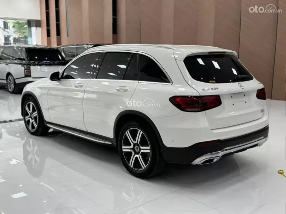 Mercedes-Benz GLC 200 4Matic 2020 - Giá 1499tr có bớt lộc