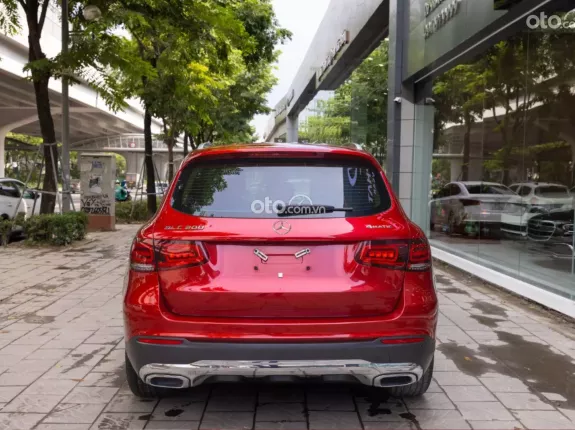 Mercedes-Benz GLC 200 4Matic 2021 - Giá 1ty 399 tr có bớt lộc