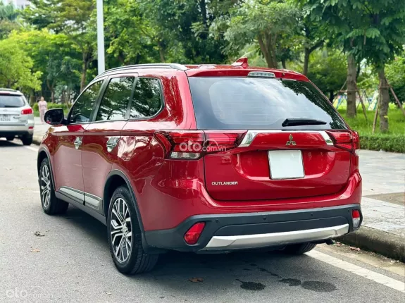 Mitsubishi Outlander 2.0 CVT 2019 - MỘT CHỦ TỪ MỚI