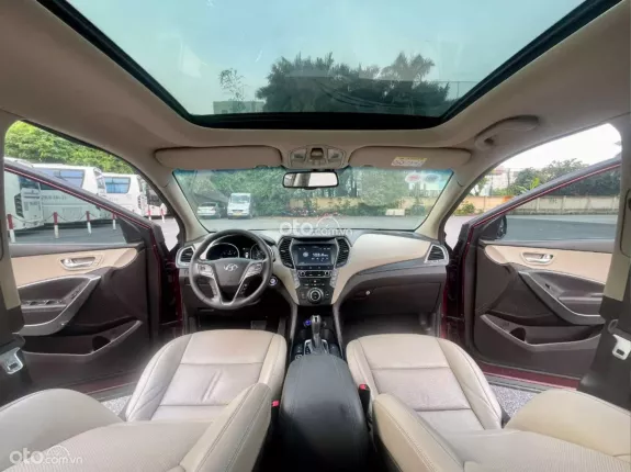 Hyundai Santa Fe 2.2L Dầu Cao cấp 2018 - Hai cầu - Siêu tiết kiệm nhiên liệu