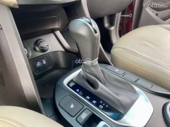 Hyundai Santa Fe 2.2L Dầu Cao cấp 2018 - Hai cầu - Siêu tiết kiệm nhiên liệu