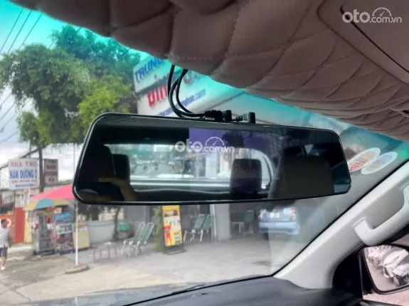 Toyota Hilux 2.4E 4x4 MT 2017 - Số sàn một chủ đi chuẩn 40 ngàn kilomet