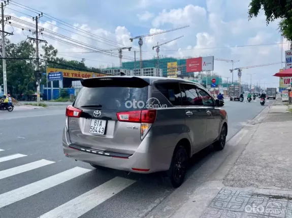 Toyota Innova 2.0E 2018 - Số sàn một chủ đi chuẩn 10 vạn kilomet