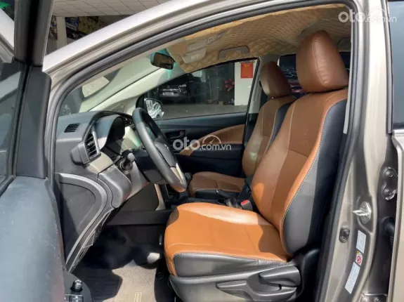 Toyota Innova 2.0E 2018 - Số sàn một chủ đi chuẩn 10 vạn kilomet
