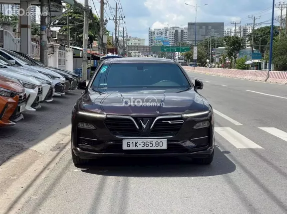 VinFast LUX A2.0 2019 - Động cơ 2.0L Turbo 174 mã lực bản Premium đi chuẩn 29 ngàn kilomet