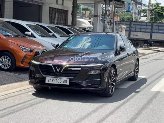 VinFast LUX A2.0 2019 - Động cơ 2.0L Turbo 174 mã lực bản Premium đi chuẩn 29 ngàn kilomet