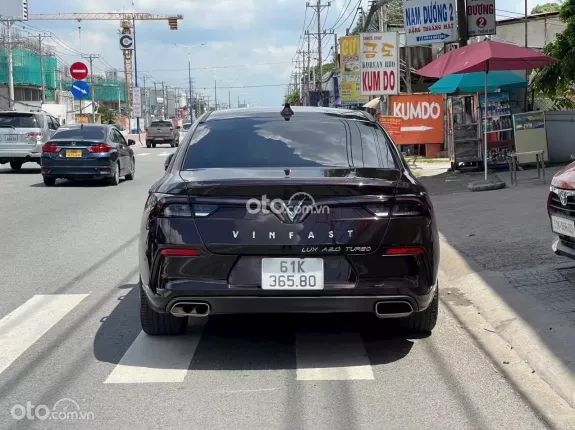 VinFast LUX A2.0 2019 - Động cơ 2.0L Turbo 174 mã lực bản Premium đi chuẩn 29 ngàn kilomet