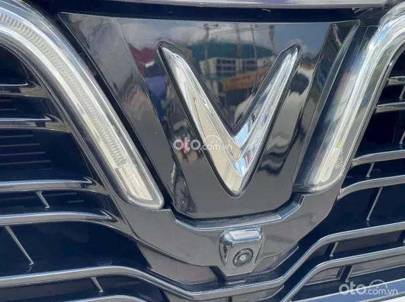 VinFast LUX A2.0 2019 - Động cơ 2.0L Turbo 174 mã lực bản Premium đi chuẩn 29 ngàn kilomet