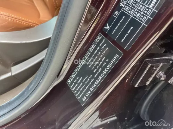 VinFast LUX A2.0 2019 - Động cơ 2.0L Turbo 174 mã lực bản Premium đi chuẩn 29 ngàn kilomet