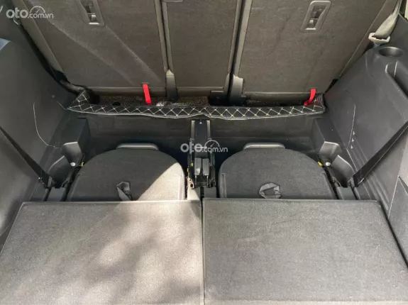 Peugeot 5008 Allure 2018 - Bảo dưỡng 5000 km thay nhớt một lần miễn phí