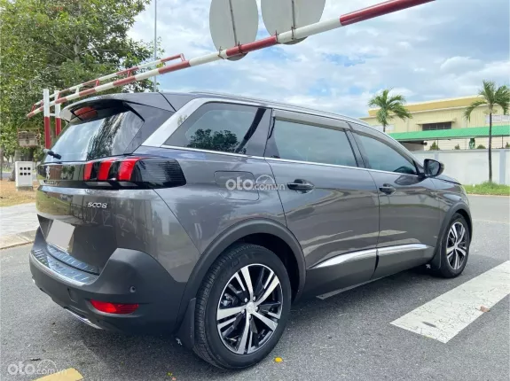 Peugeot 5008 Allure 2018 - Bảo dưỡng 5000 km thay nhớt một lần miễn phí