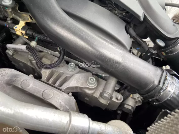 Peugeot 5008 Allure 2018 - Bảo dưỡng 5000 km thay nhớt một lần miễn phí