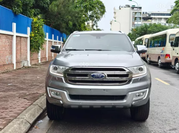 Ford Everest Titanium 2.2L 4x2 AT 2016 - Xe chất giá tốt