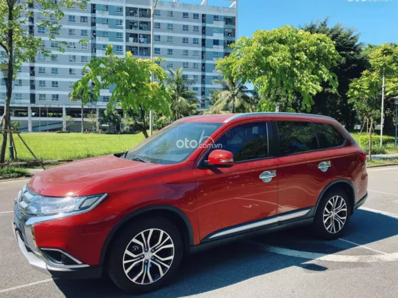 Mitsubishi Outlander 2.0 CVT 2019 - 7 chỗ gầm cao- tiết kiệm nhiêu liệu