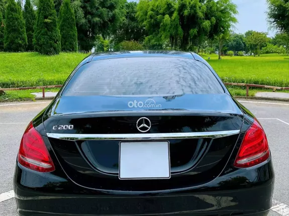 Mercedes-Benz C200 2.0 AT 2015 - Đẹp Mê Mẩn