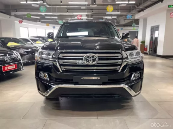 Toyota Land Cruiser VX 4.6 V8 2019 - BH CHÍNH HÃNG