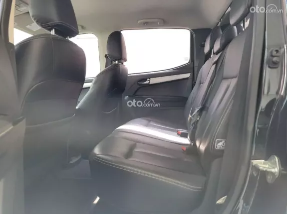 Isuzu D-Max LS 4x2 AT 2019 - Màu đen Xe chất bảo dưỡng đầy đủ bao sang tên